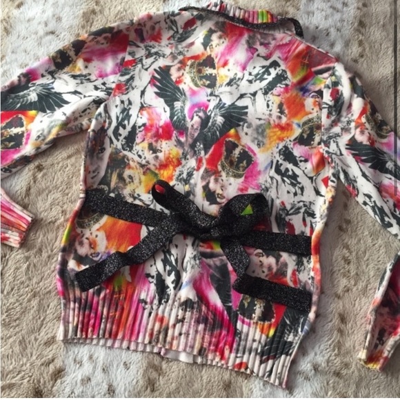 Vintage Graphic Cardigan Sweater - Picture 6 of 6